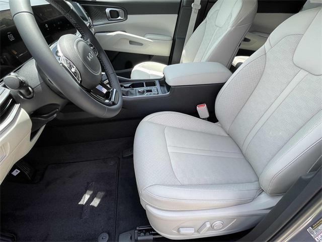 new 2025 Kia Sorento car, priced at $35,678