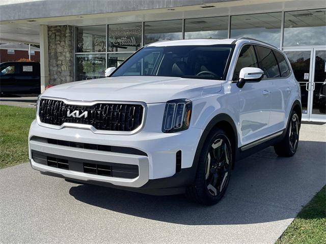 new 2025 Kia Telluride car, priced at $45,905