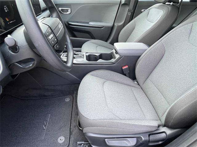new 2025 Kia K4 car, priced at $23,124