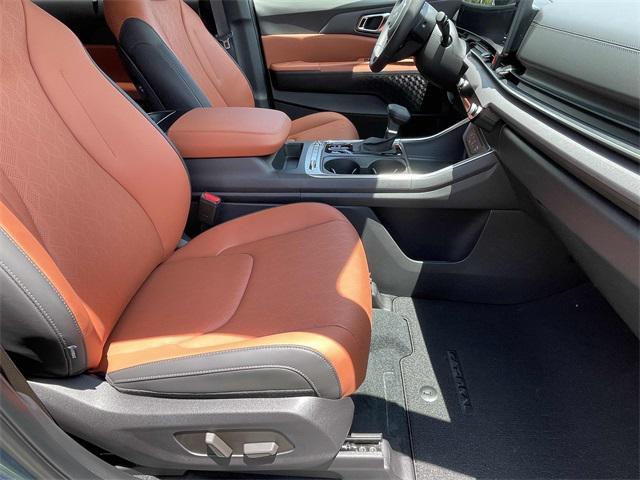 new 2026 Kia Carnival car, priced at $46,361