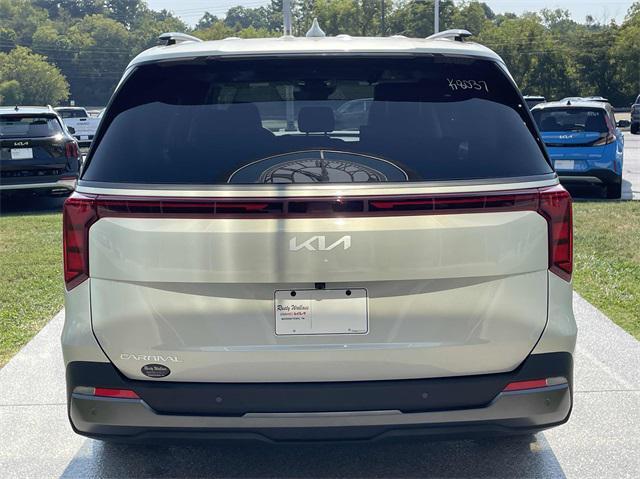 new 2025 Kia Carnival car, priced at $50,760