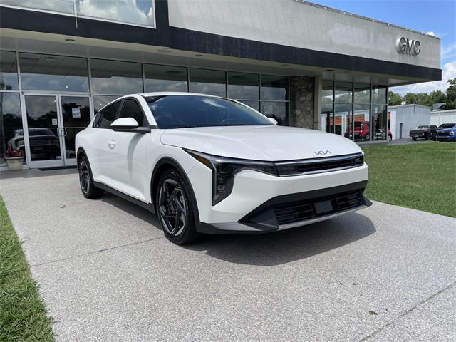 new 2025 Kia K4 car, priced at $23,961