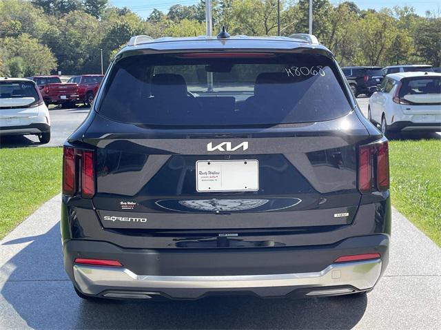 new 2025 Kia Sorento Hybrid car, priced at $40,290