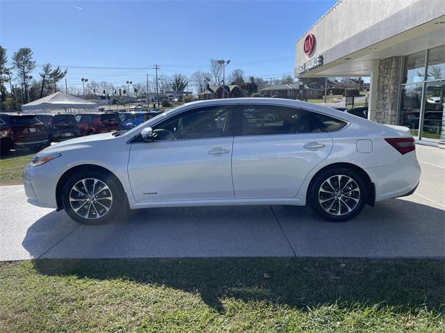 used 2018 Toyota Avalon Hybrid car, priced at $22,980