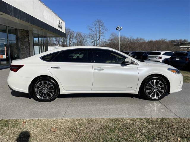 used 2018 Toyota Avalon Hybrid car, priced at $22,980