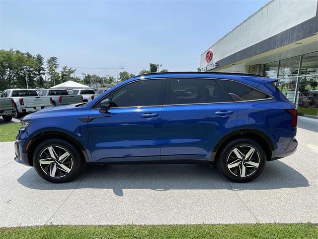 used 2022 Kia Sorento car, priced at $29,997