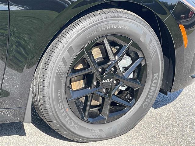 new 2026 Kia K5 car, priced at $26,903