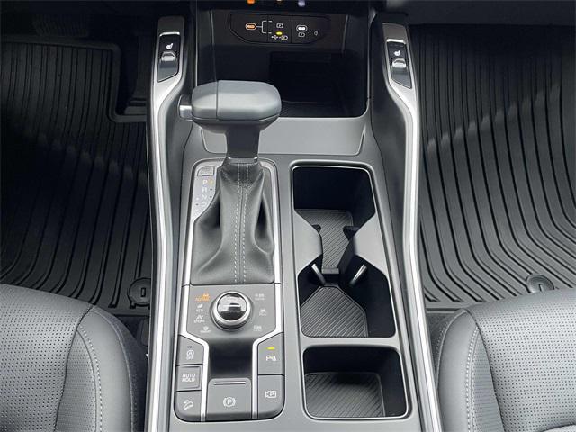 new 2026 Kia Sorento car, priced at $38,076