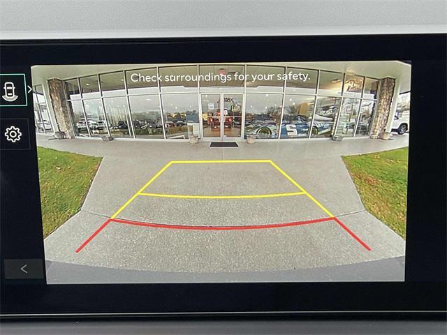 new 2026 Kia Sorento car, priced at $38,076