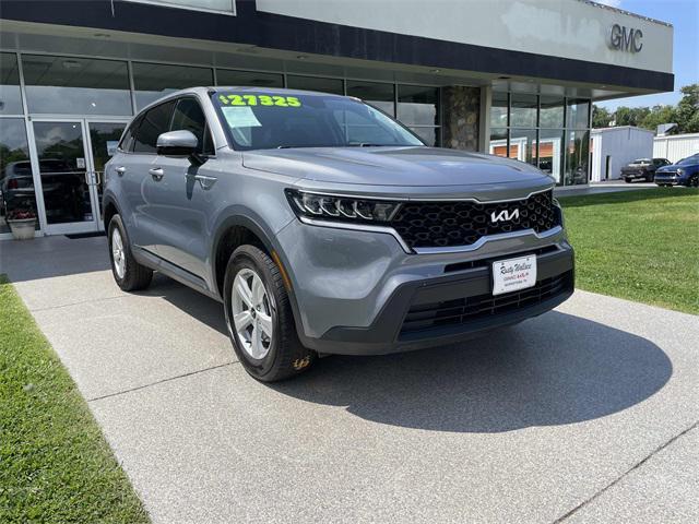 used 2023 Kia Sorento car, priced at $26,984
