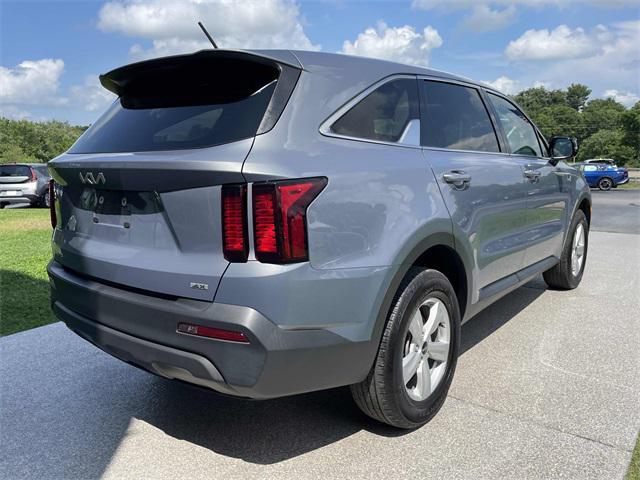 used 2023 Kia Sorento car, priced at $26,984