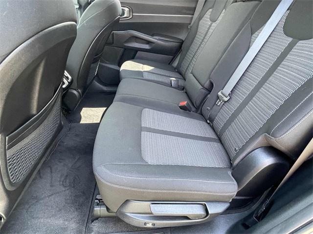 used 2023 Kia Sorento car, priced at $26,984