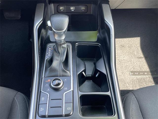 used 2023 Kia Sorento car, priced at $26,984