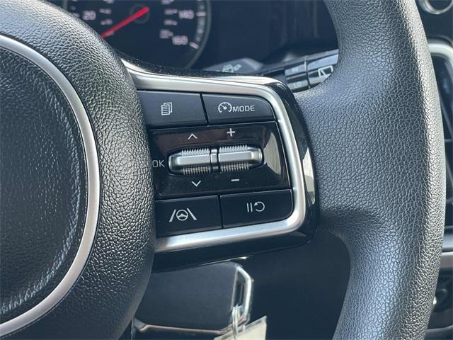 used 2023 Kia Sorento car, priced at $26,984