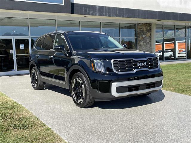 new 2025 Kia Telluride car, priced at $43,205