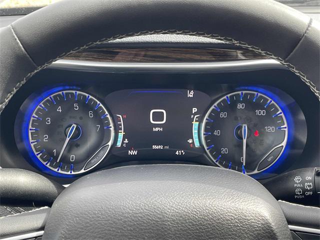 used 2023 Chrysler Pacifica car, priced at $32,125