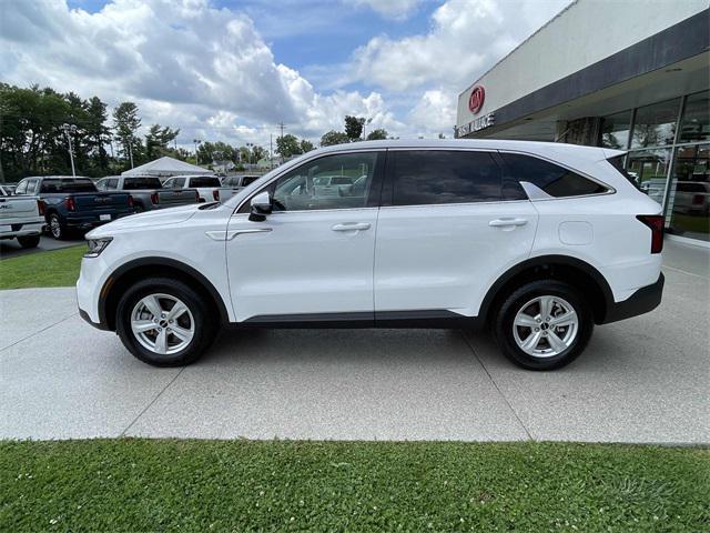 used 2023 Kia Sorento car, priced at $28,400