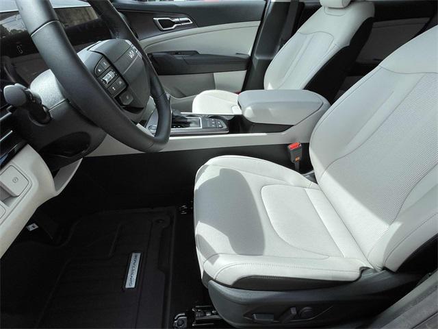 new 2026 Kia Sportage car, priced at $30,388
