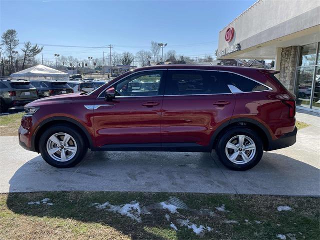 used 2023 Kia Sorento car, priced at $24,577