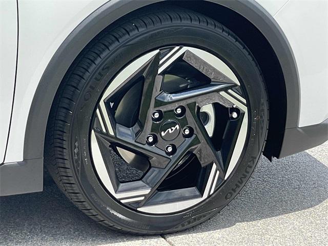 new 2025 Kia K4 car, priced at $24,314