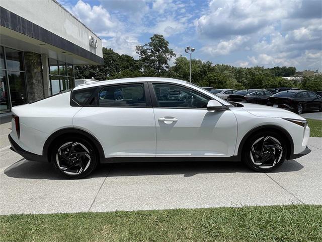 new 2025 Kia K4 car, priced at $24,314