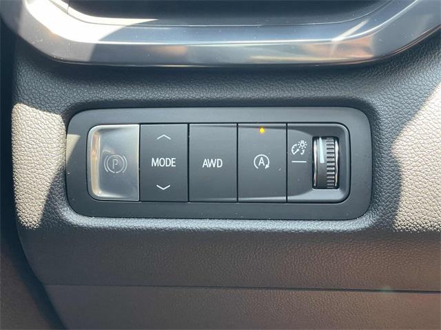 used 2024 GMC Acadia car, priced at $48,819
