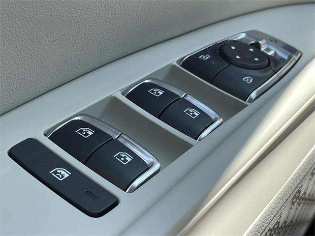 new 2026 Kia Carnival car, priced at $51,185