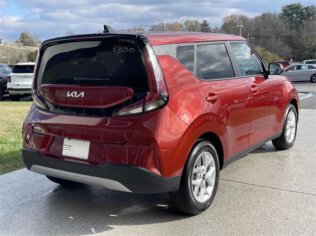 new 2025 Kia Soul car, priced at $22,690