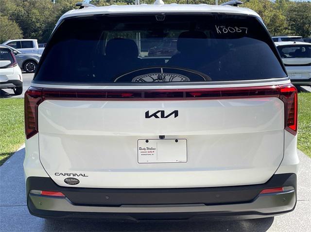 new 2025 Kia Carnival car, priced at $55,255