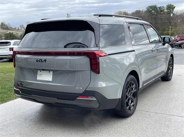 new 2025 Kia Carnival car, priced at $50,755