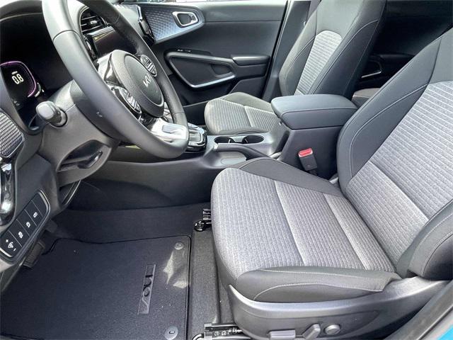 new 2025 Kia Soul car, priced at $25,042