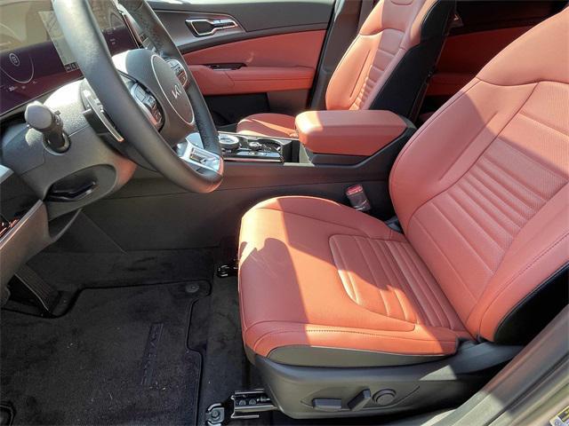 new 2025 Kia Sportage Hybrid car, priced at $37,758