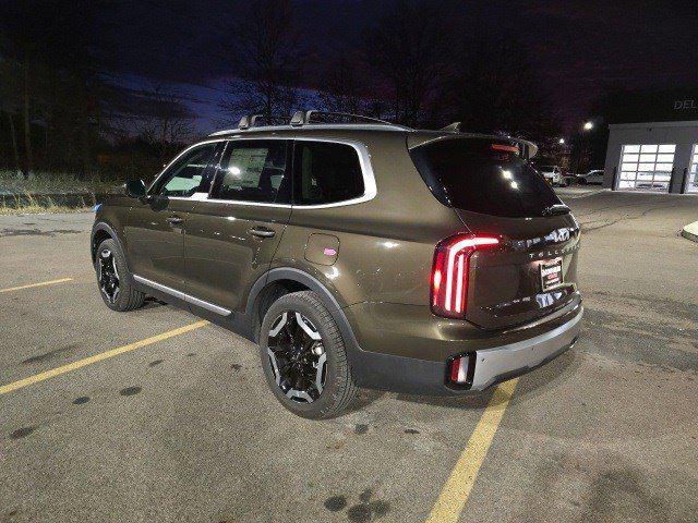 used 2024 Kia Telluride car, priced at $38,704