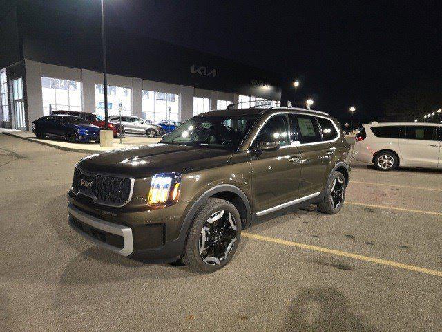 used 2024 Kia Telluride car, priced at $38,704