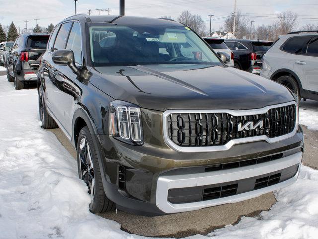 new 2025 Kia Telluride car, priced at $44,210