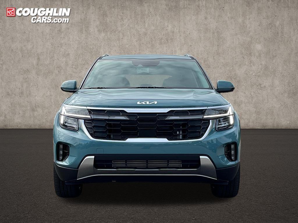 new 2026 Kia Seltos car, priced at $32,095