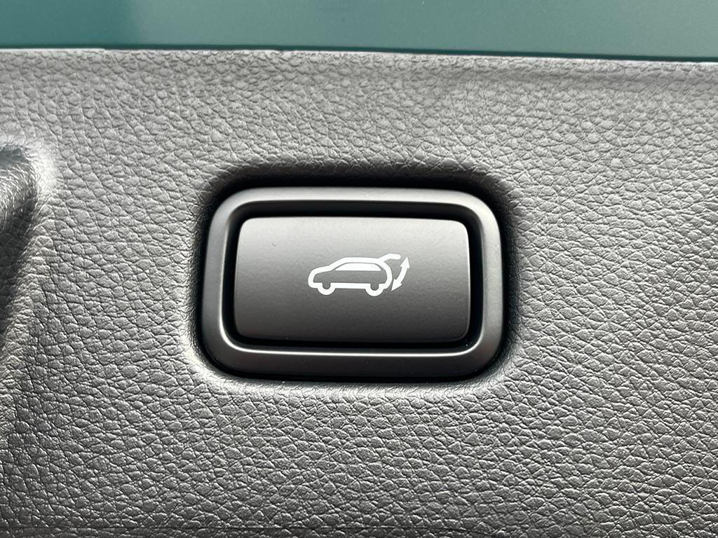 new 2026 Kia Seltos car, priced at $32,095