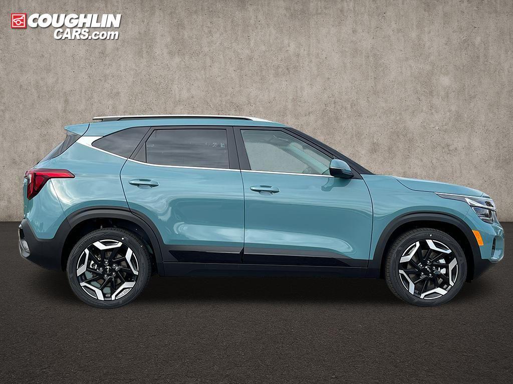 new 2026 Kia Seltos car, priced at $32,095