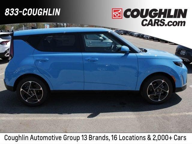 new 2025 Kia Soul car, priced at $25,341