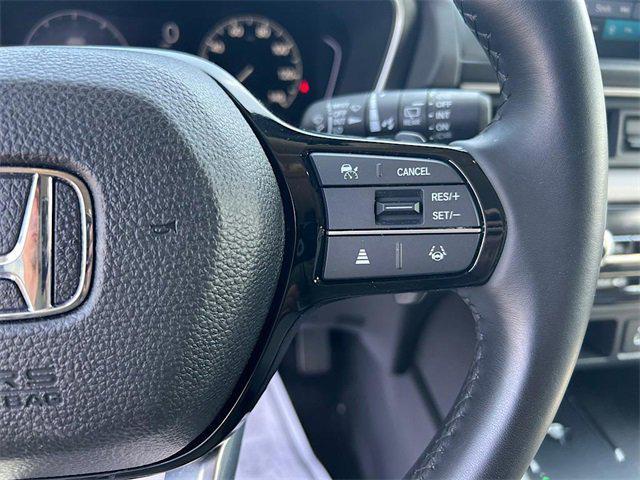 used 2025 Honda Pilot car, priced at $40,694