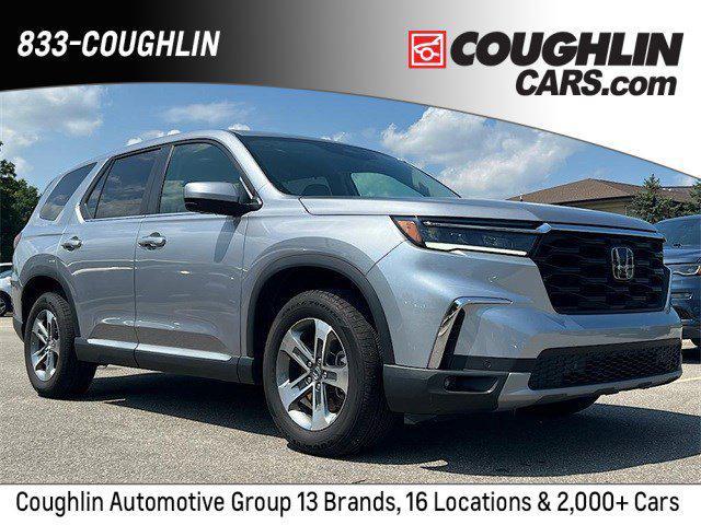 used 2025 Honda Pilot car, priced at $40,694