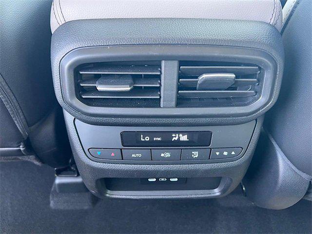 used 2025 Honda Pilot car, priced at $40,694