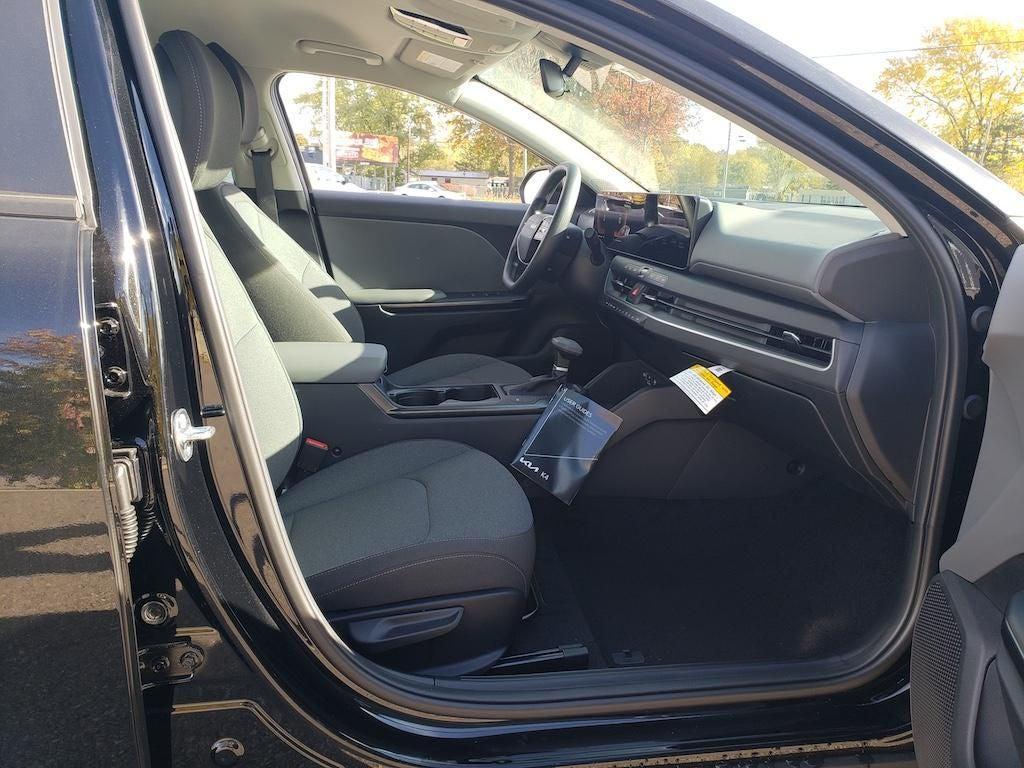 new 2025 Kia K4 car, priced at $21,496
