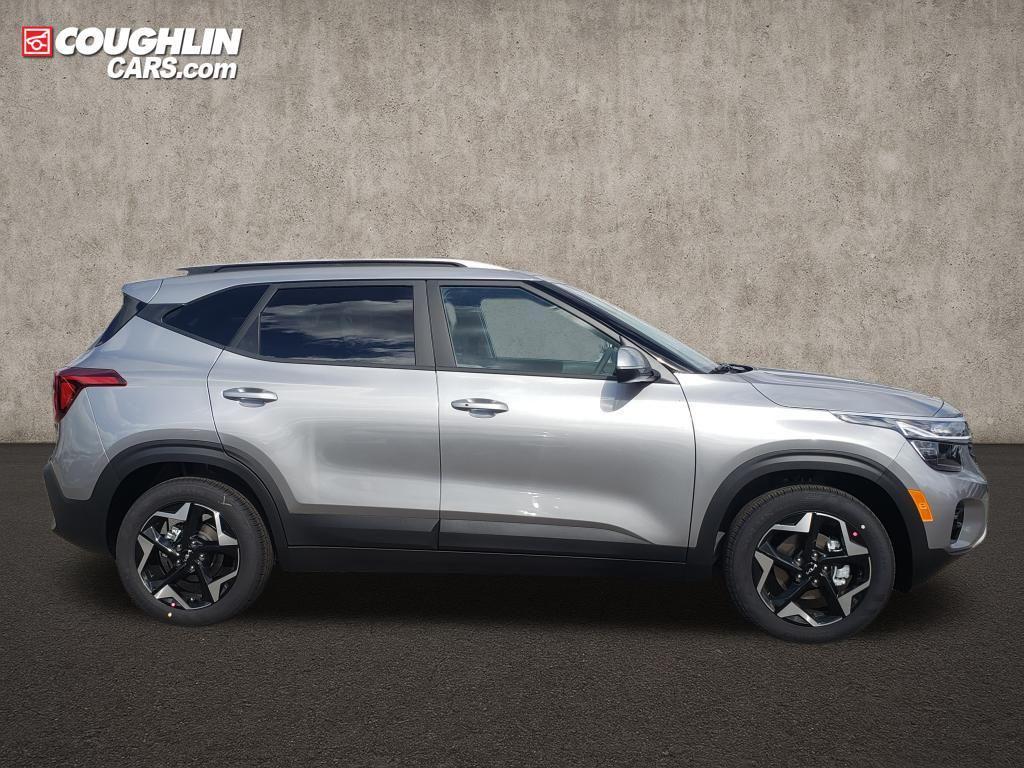 new 2026 Kia Seltos car, priced at $25,495