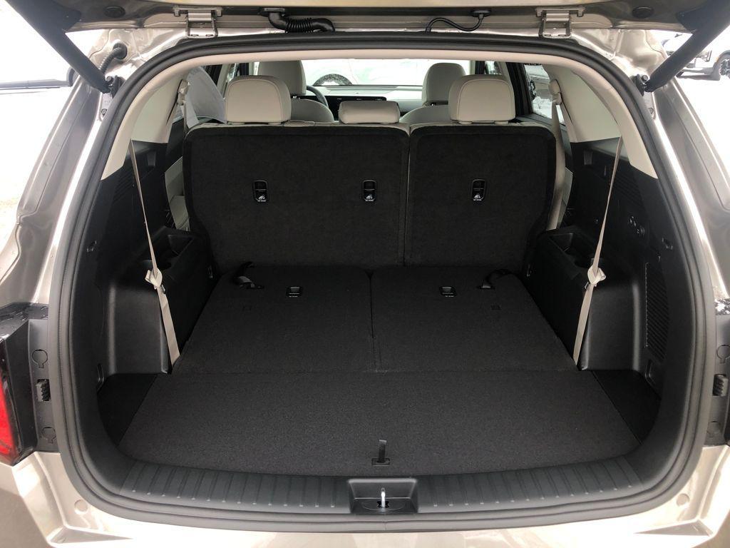 new 2026 Kia Sorento Hybrid car, priced at $39,044