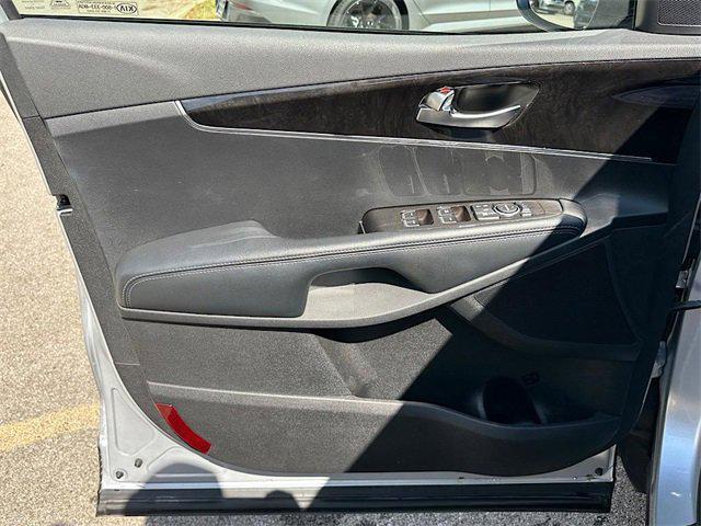 used 2018 Kia Sorento car, priced at $14,856