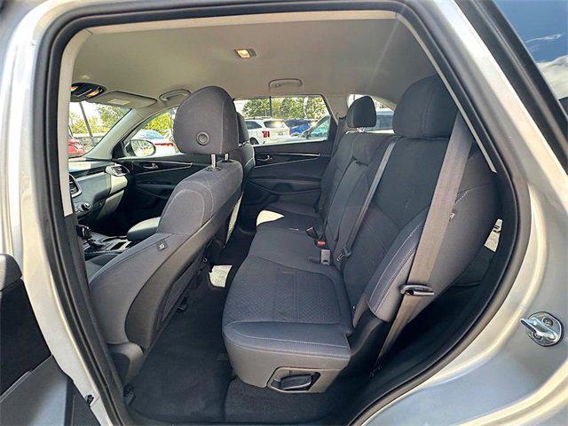 used 2018 Kia Sorento car, priced at $14,856