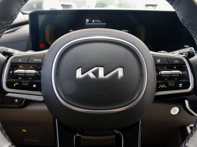 new 2025 Kia Carnival car, priced at $39,290