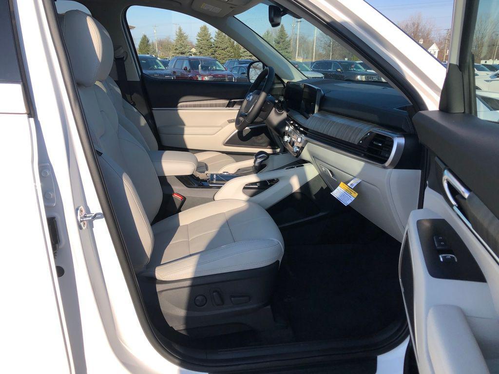 new 2025 Kia Telluride car, priced at $42,535