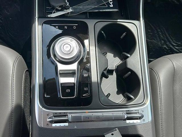 new 2025 Kia Carnival Hybrid car, priced at $47,755